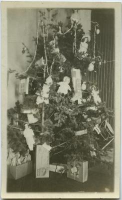 Christmas tree, Morley Indian school
