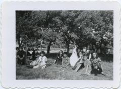 Indian children in theatrical costumes : we were invited to take the program to some towns, but someone with higher authority than the staff said "no more"