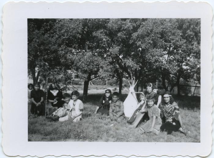 Indian children in theatrical costumes : we were invited to take the program to some towns, but someone with higher authority than the staff said "no more"