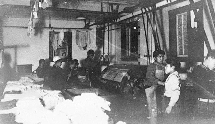 Alert Bay School - Laundry Room