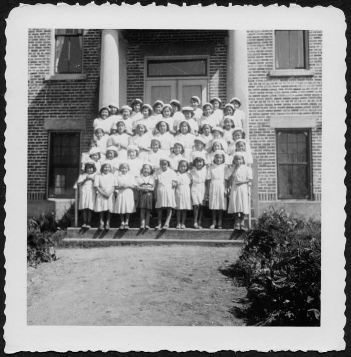 Photograph, May 1952