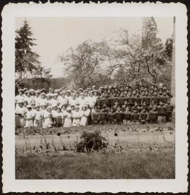 Photograph, May 1952