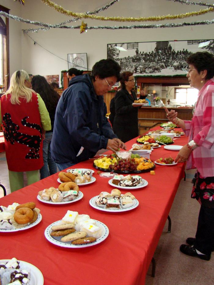 McKay Feast 08-09 75