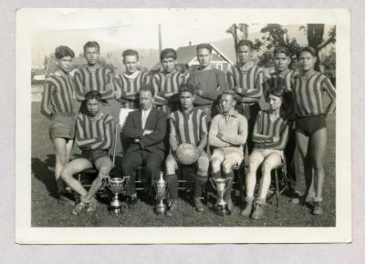 Boys' basketball team, Coqualeetza Institute, Sardis, B.C.