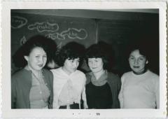 Four Indian students at I.R.S., Norway House : they were my teachers for the beginners