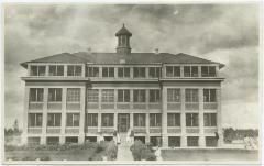 [A splendid picture of our Indian Boarding School at Norway House]