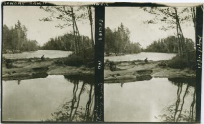 [Sunday camp on the river]